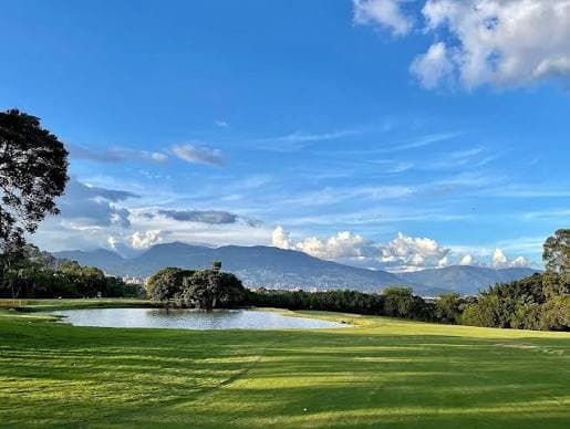 Campo e instalaciones del Club Campestre El Rodeo